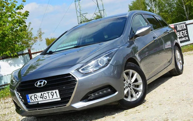 Hyundai i40 cena 69900 przebieg: 130000, rok produkcji 2018 z Czerniejewo małe 497